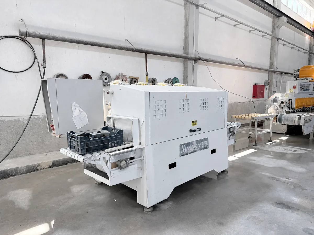 Marble calibrating machine